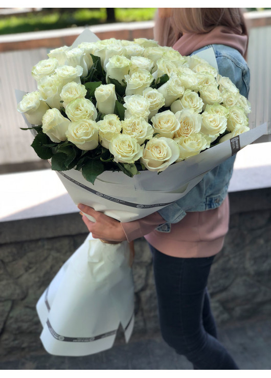 Голандські білі троянди 51 шт.