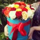 35 троянд у капелюшної коробці