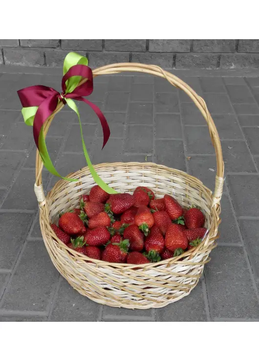 Соковита полуниця! 