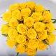 39 жовта троянда у капелюшної коробці