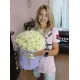 35  білих троянда у капелюшної коробці