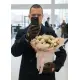 Ніжна кущова троянда в коробці S — 9-11 гілок