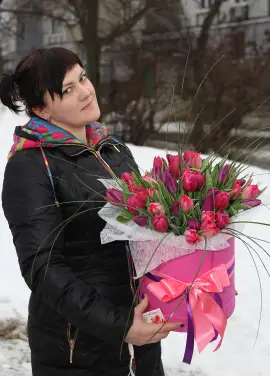 Змішайте тюльпан у капелюсі