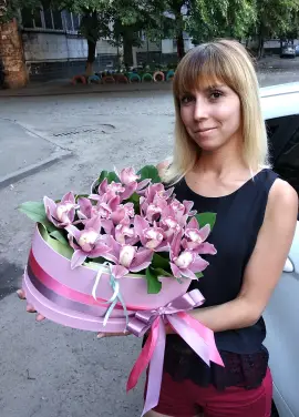 Орхідея у коробці