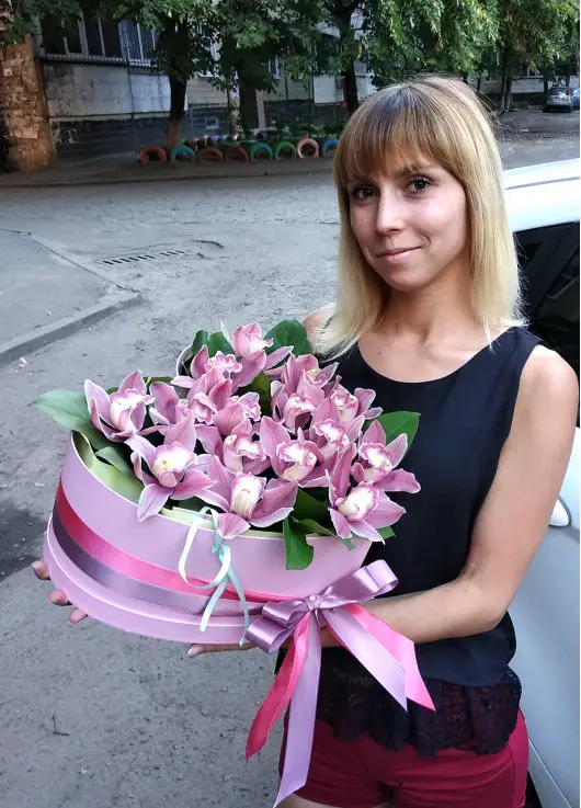 Орхідея у коробці
