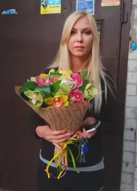 Орхідея букет