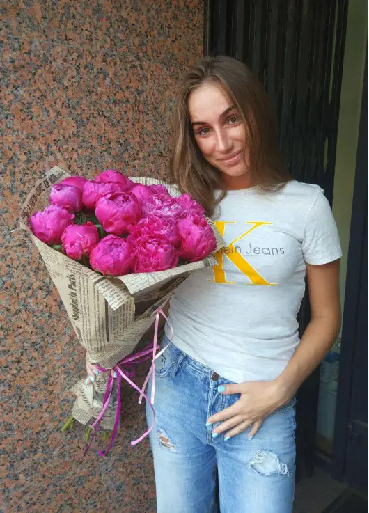 Півонії в Дніпропетровську Півонії в Дніпропетровську