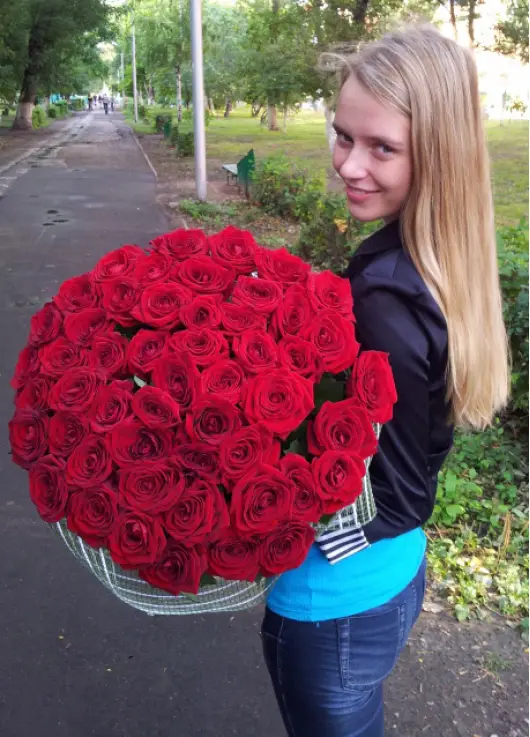 51 червона троянда 51 червона троянда
