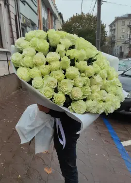 101 бiла троянда