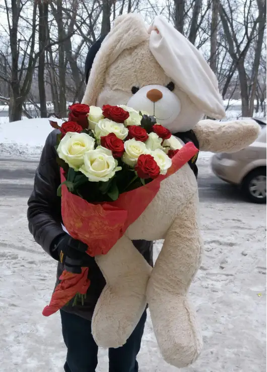19 троянд + ведмедик 1м 19 троянд + ведмедик 1м