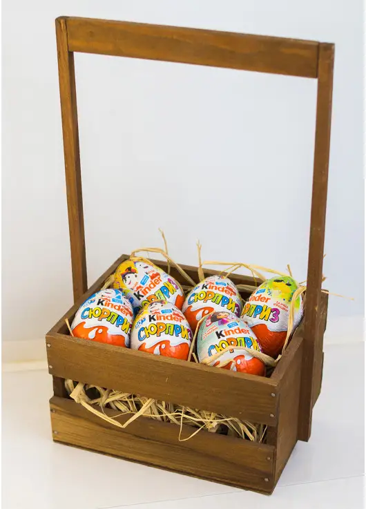 Кошик Kinder surprise
