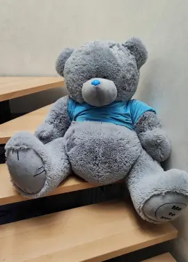 Величезний плюшевий ведмідь (130 см)